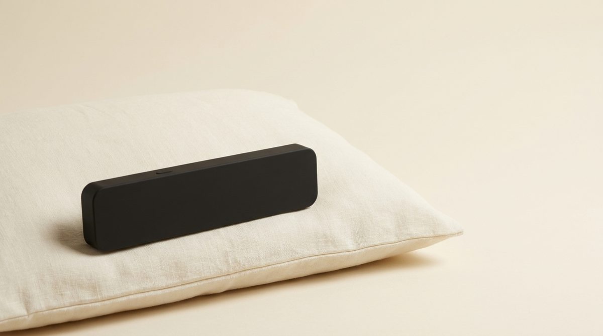 Slim pillow speaker on a linen pillow